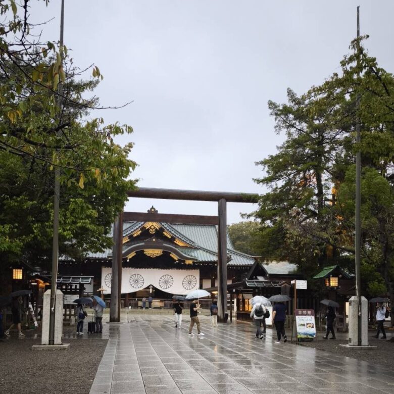 第15回 靖国神社奉仕活動を実施しました