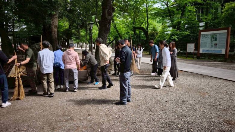 第22回 靖国神社清掃活動を実施しました
