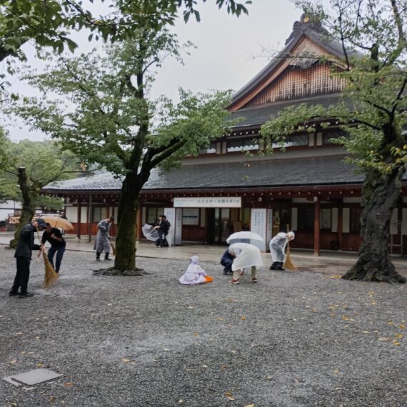 第26回 靖国神社清掃活動を実施しました