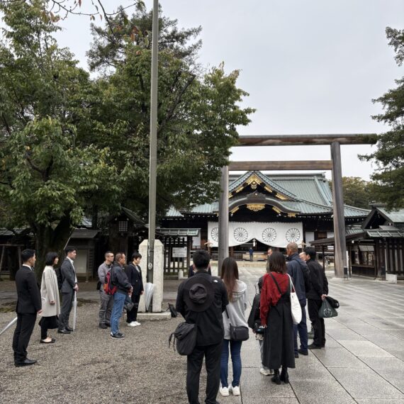 第27回 靖国神社清掃活動を実施しました